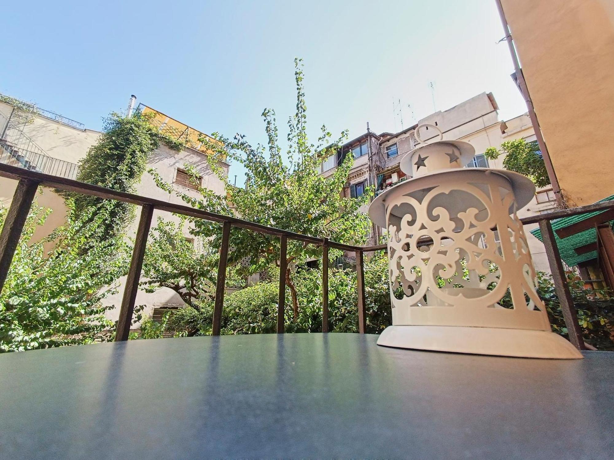 Mini Studio Con Balcone A Piazza Del Popolo Рим Екстер'єр фото